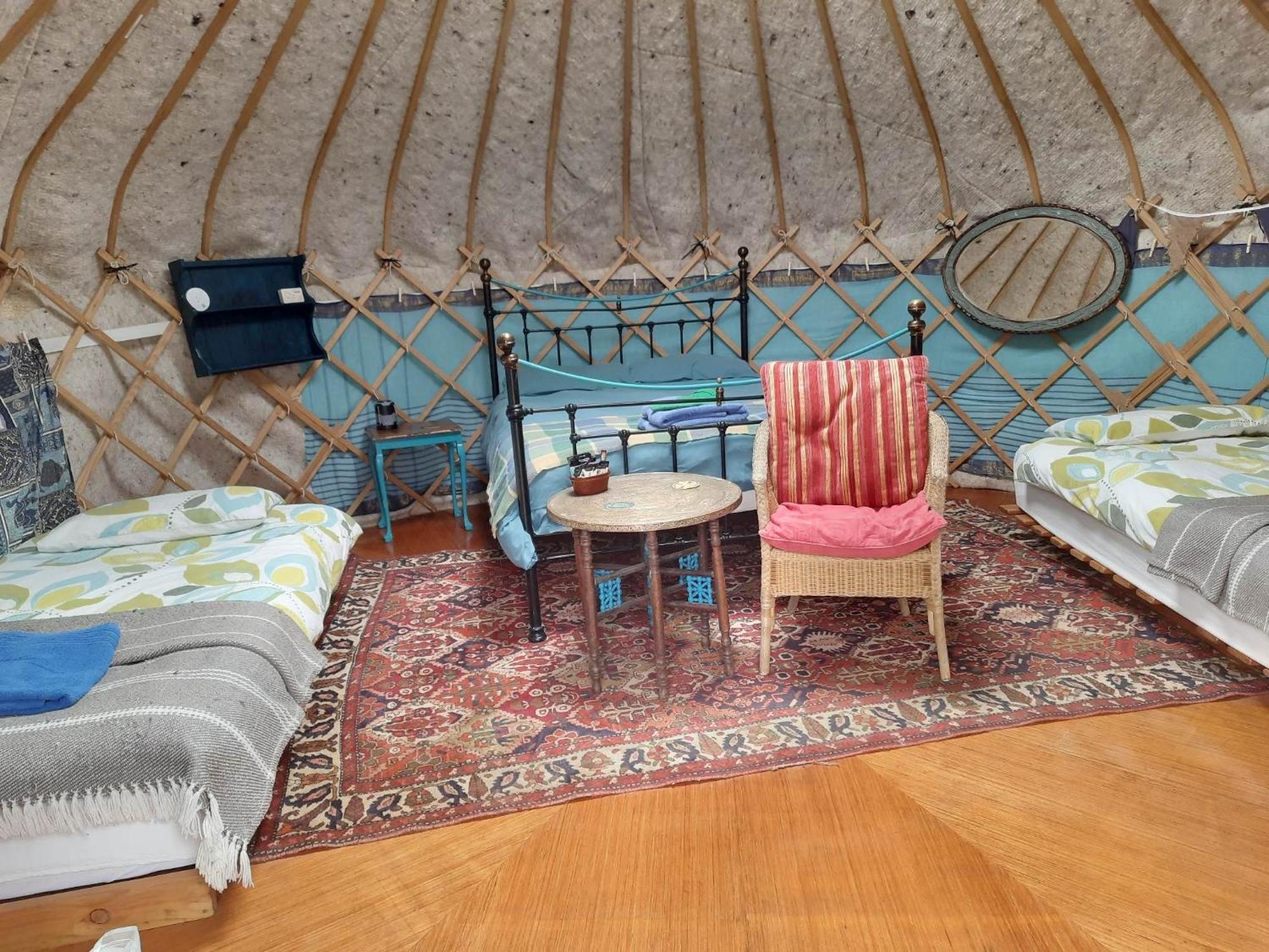 Ceridwen Glamping, Double Decker Bus And Yurts Hotel Llandysul Exterior photo